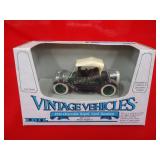 ERTL CO.  Set of 2 Vintage Vehicles