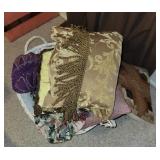 Assorted Pillows & Linens