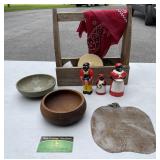Black Americana Pieces, Bowls, & More