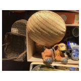 Box Lot of Wall Decor