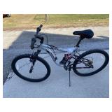 Gray Mongoose Ledge 21 Mountain Bike