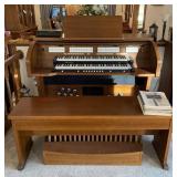Beautiful Rodgers 530 Organ