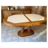 Nice Kitchen Table w/ "Hide-A-Leave"