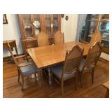 Thomasville Kitchen Table & Wickerback Chairs