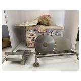 "General Slicing Machine" w/ Cover