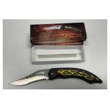 2 Redman Skinner Pocket Knives