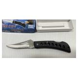 3 Eagle Eye 2 Pocket Knives