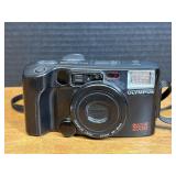 Olympus infinity Zoom 200 Film Camera