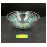 Pyrex Set Of 4 Mixing Bowls