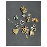 Jewelry/pins/Broaches