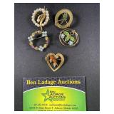 5 Vintage Brooches / Pendants