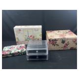 Storage containers