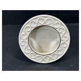 Lenox Circle Frame