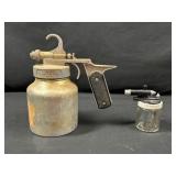 2 Spray Guns