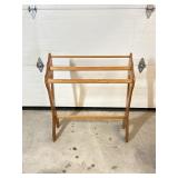 Wooden Quilt Rack