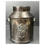 Utensils holder