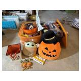 Totes Of Halloween Decor