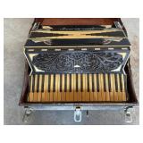 Vintage Wallace Acc. Chicago Accordion