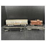 4 Lionel O Gauge Rail Cars