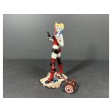 Diamond Select Harley Quinn Statue