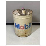 Vintage Mobil Lubricant Can