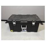 Sterilite Rolling Case