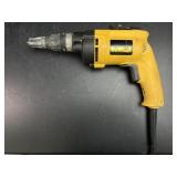 DeWalt DW257 Drywall Screwdriver