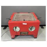 Black Bull Abrasive Blast Cabinet