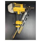 DeWalt D51825 Framing Nailer