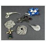 Vintage Costume Brooch Collection