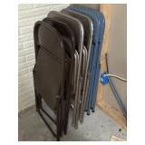 6 Folding Chairs
