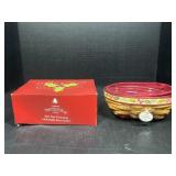 Longaberger 2011 little Holly Berry basket