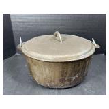 Cast Iron Dutch Oven
