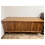 Lane Wooden chest