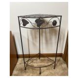 Metal corner plant stand
