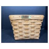 Longaberger 1992 Dresden basket