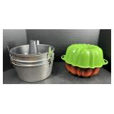 Bundt pans