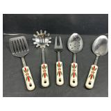Temptations Holly Handle Kitchen utensils