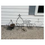 Black Wire Yard Decor
