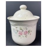 Pfaltzgraff 2.5 qt Canister