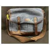 Liyong Yi outdoor gear messenger bag