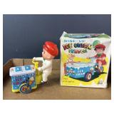 Vintage Wind-Up Tin Ice Cream Vendor Toy w/ Box
