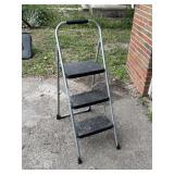 Cosco Step Ladder