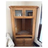 Corner Cabinet/Entertainment Center