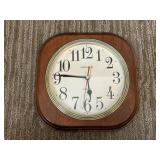 Verichiron Wall Hanging Clock