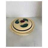 Watt pottery R-F Spaghetti oven Ware