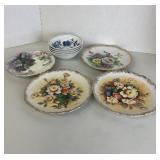 4 Gold rimmed plates and 4 bowls