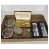 Royal Traveler, bottle Toppers & More