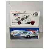 2Die Cast Truck