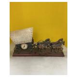 Covered wagon Clock